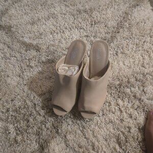 Charles by Charles David size 11 wedges
